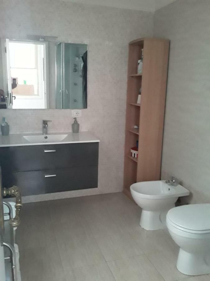 Hotel Casa Lilian à Lecce Extérieur photo